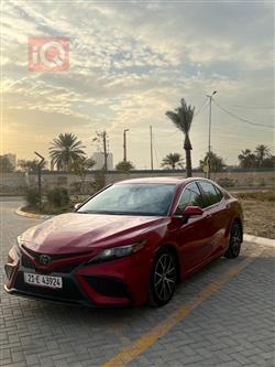 تۆیۆتا کامری